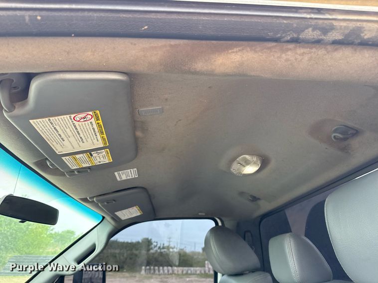 image for item DS3693 2015 Ford F550 utility / service truck