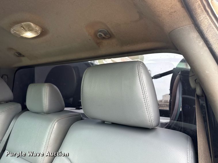 image for item DS3693 2015 Ford F550 utility / service truck