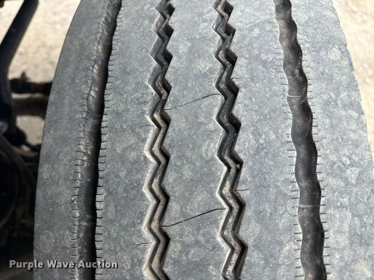 image for item DS3693 2015 Ford F550 utility / service truck