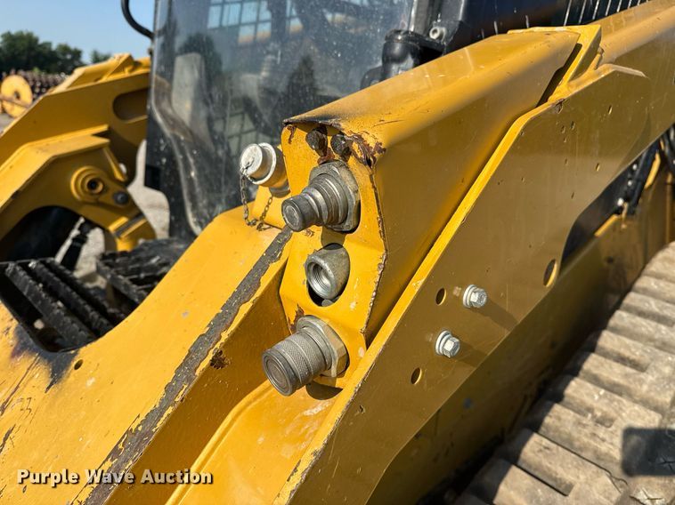 image for item DS3747 2020 Caterpillar 289D3 tracked skid steer loader