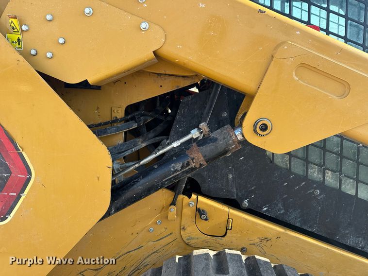 image for item DS3747 2020 Caterpillar 289D3 tracked skid steer loader