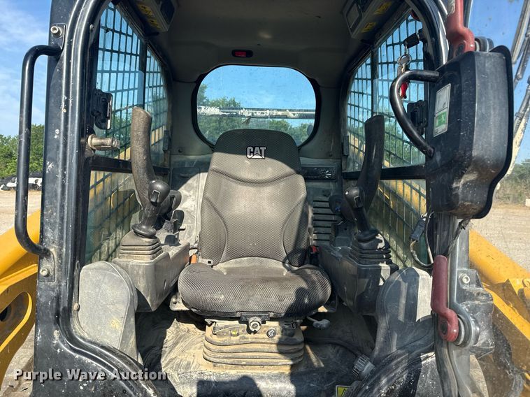 image for item DS3747 2020 Caterpillar 289D3 tracked skid steer loader