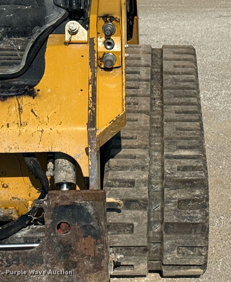 image for item DS3747 2020 Caterpillar 289D3 tracked skid steer loader