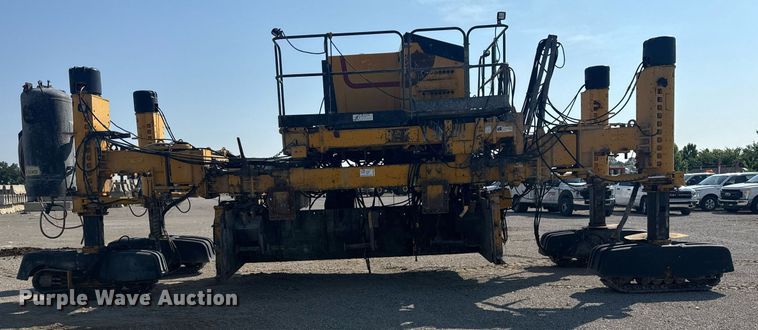 image for item DS3748 2002 Gomaco Commander III paver