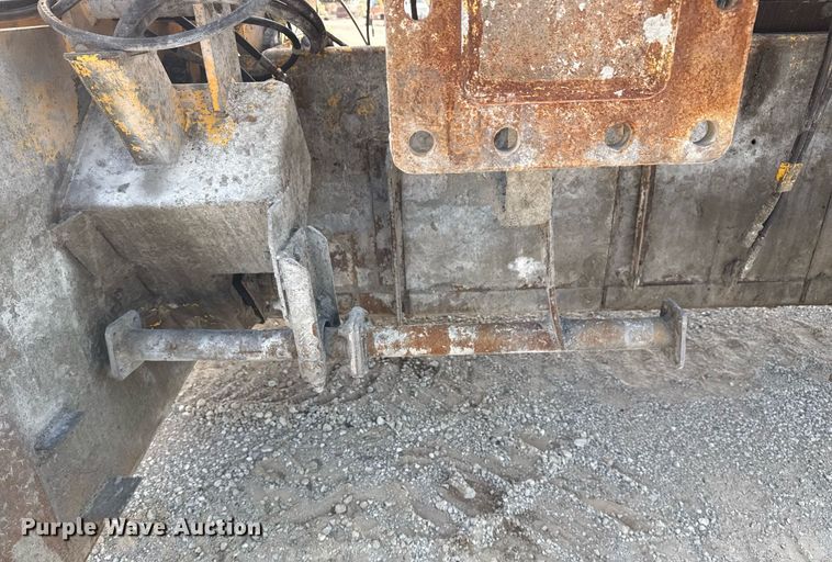 image for item DS3748 2002 Gomaco Commander III paver