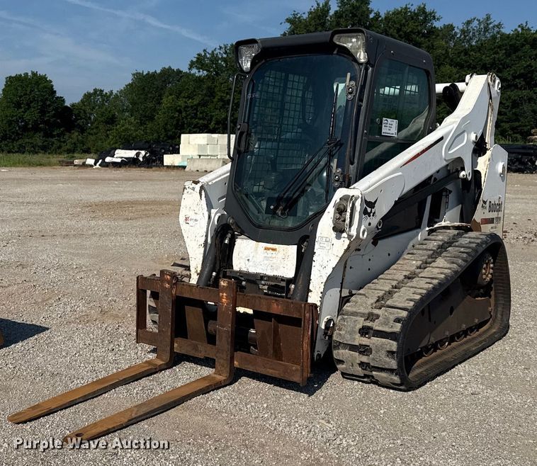 image for item DS3749 2014 Bobcat T590 tracked skid steer loader
