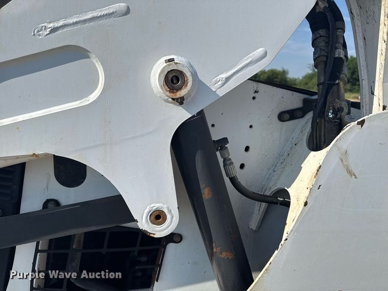 image for item DS3749 2014 Bobcat T590 tracked skid steer loader