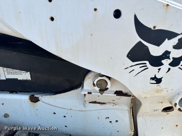 image for item DS3749 2014 Bobcat T590 tracked skid steer loader