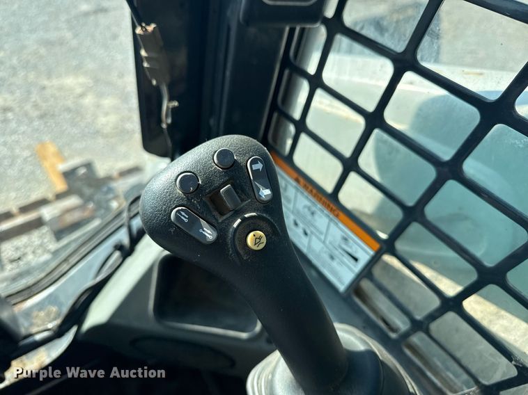 image for item DS3749 2014 Bobcat T590 tracked skid steer loader