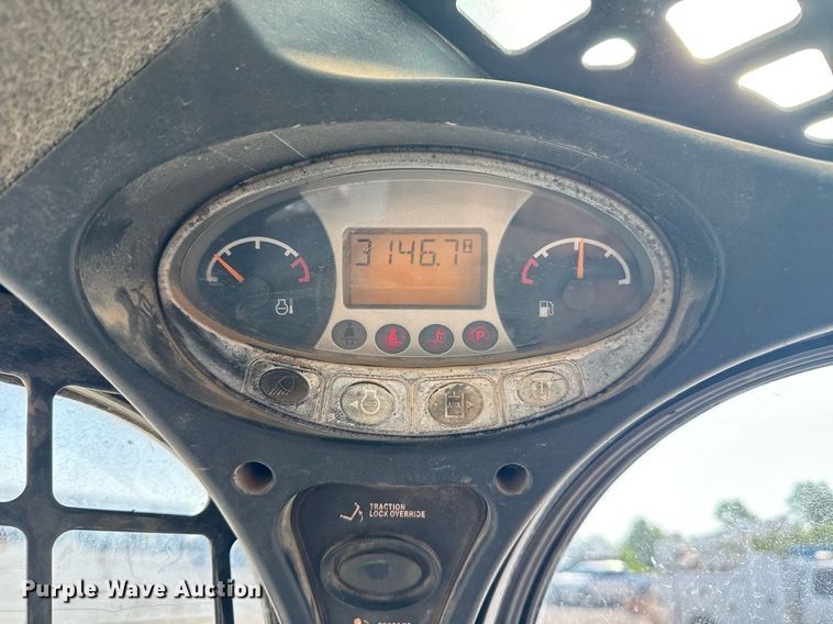 image for item DS3749 2014 Bobcat T590 tracked skid steer loader