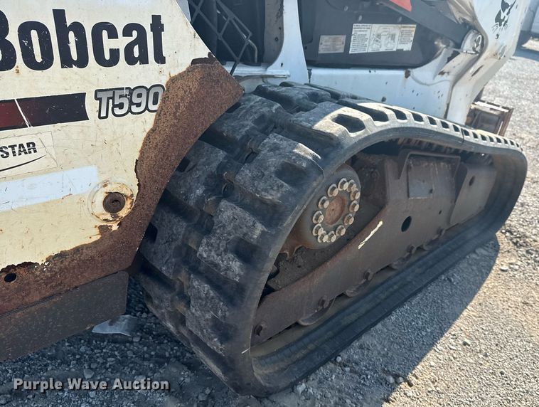 image for item DS3749 2014 Bobcat T590 tracked skid steer loader