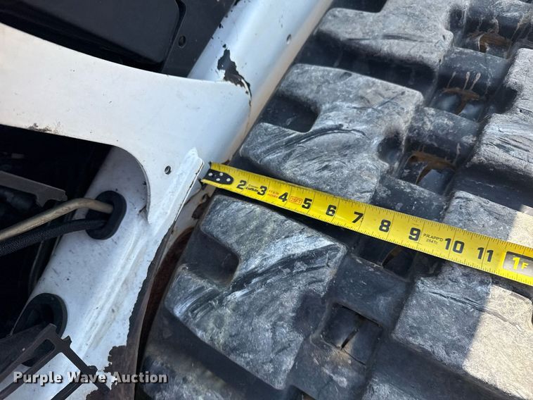 image for item DS3749 2014 Bobcat T590 tracked skid steer loader