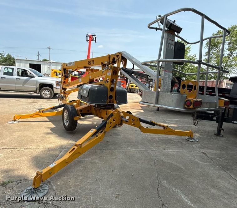 image for item DS4347 2018 Haulotte 4527A boom lift