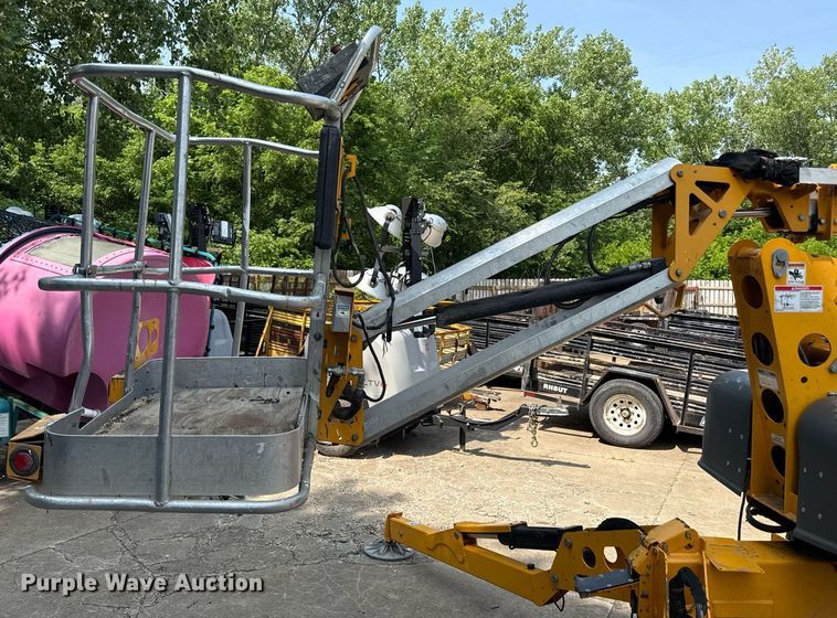 image for item DS4347 2018 Haulotte 4527A boom lift