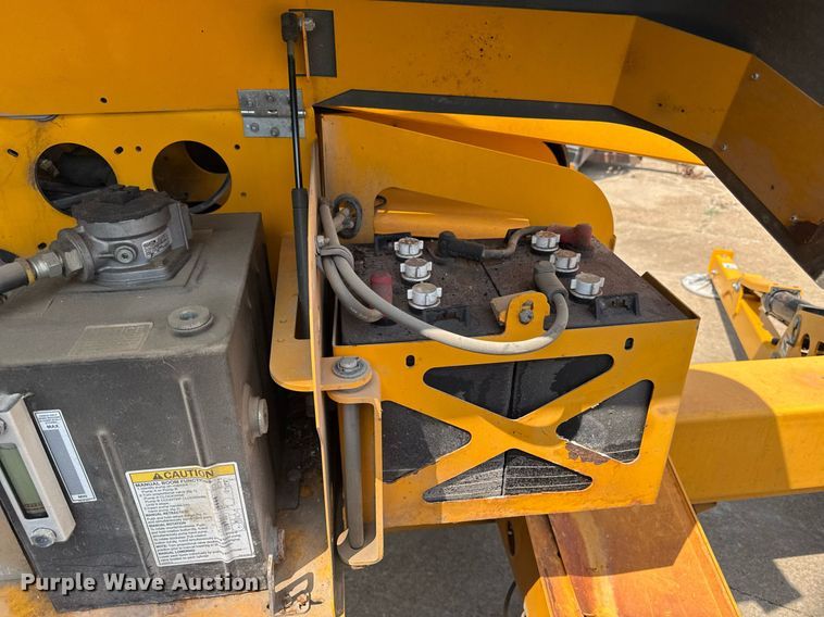 image for item DS4347 2018 Haulotte 4527A boom lift