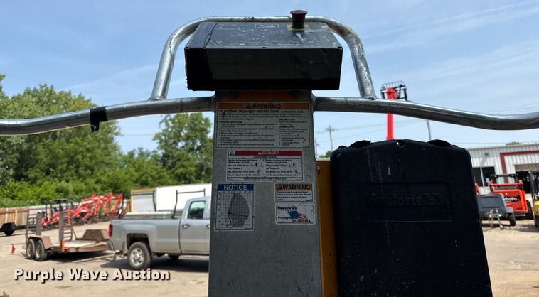 image for item DS4347 2018 Haulotte 4527A boom lift