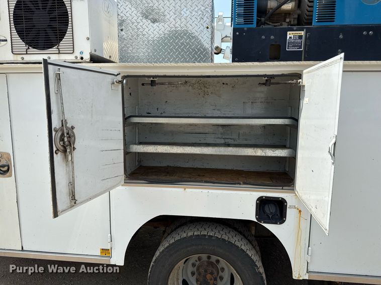 image for item DS4348 2008 Ford F550 Super Duty utility / service truck