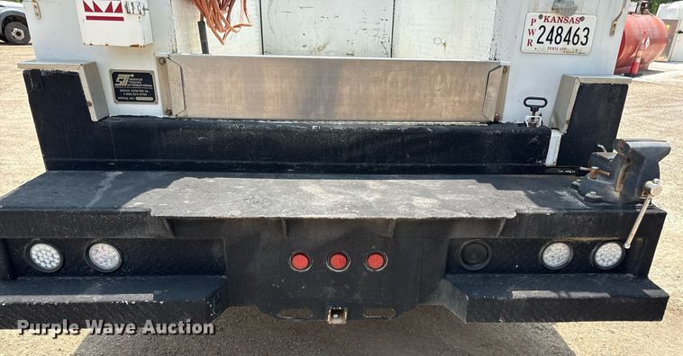 image for item DS4348 2008 Ford F550 Super Duty utility / service truck