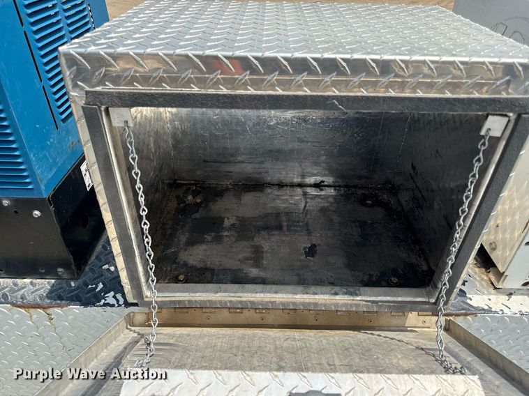 image for item DS4348 2008 Ford F550 Super Duty utility / service truck