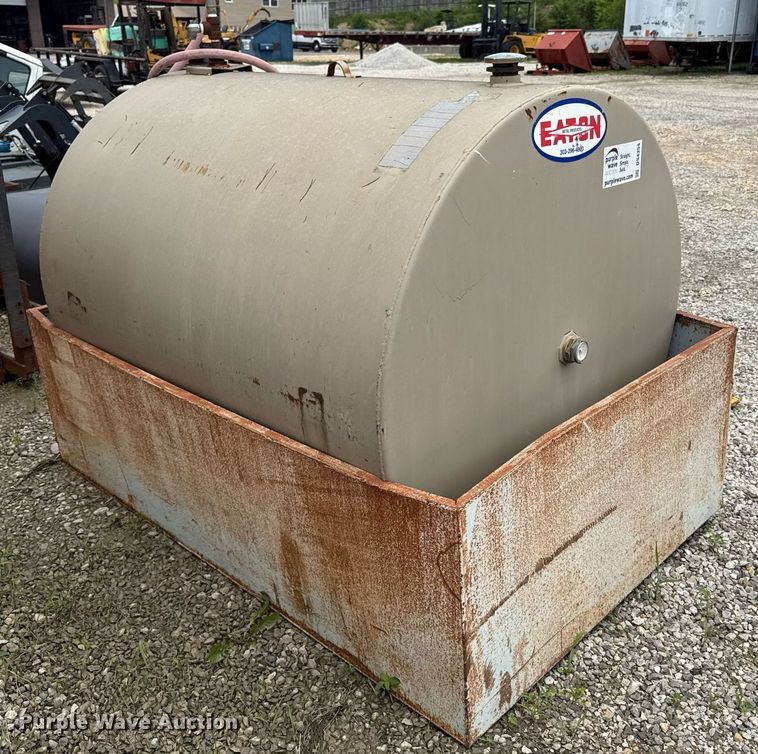 image for item DS4354 Fuel tank