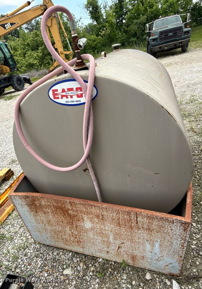 image for item DS4354 Fuel tank