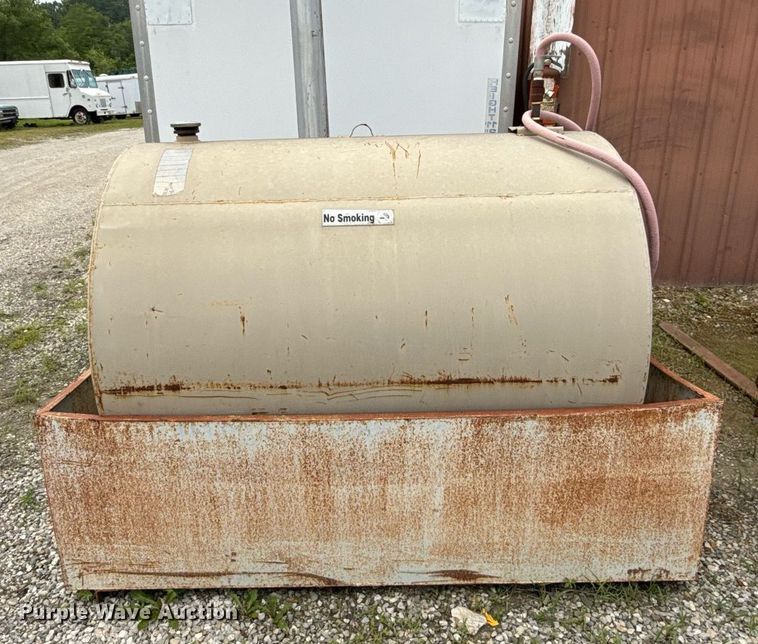 image for item DS4354 Fuel tank
