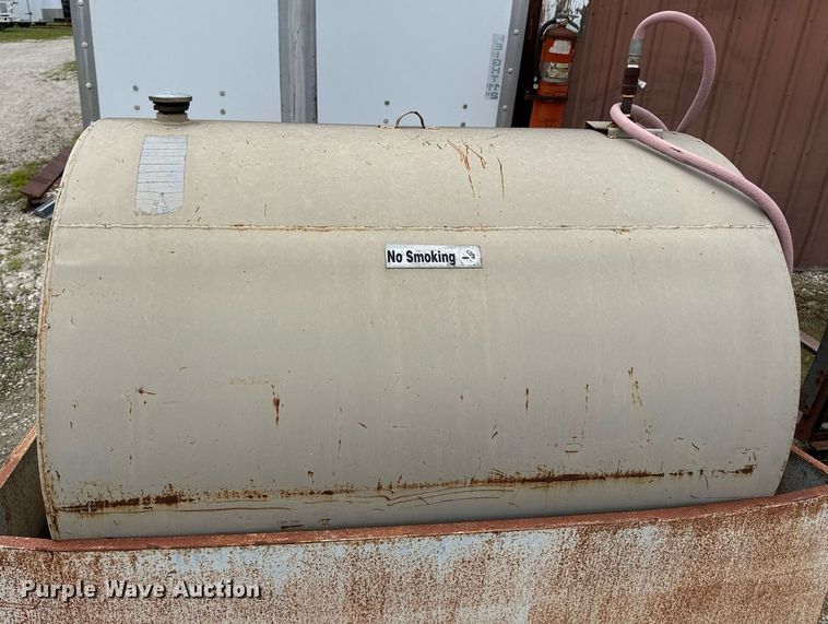 image for item DS4354 Fuel tank