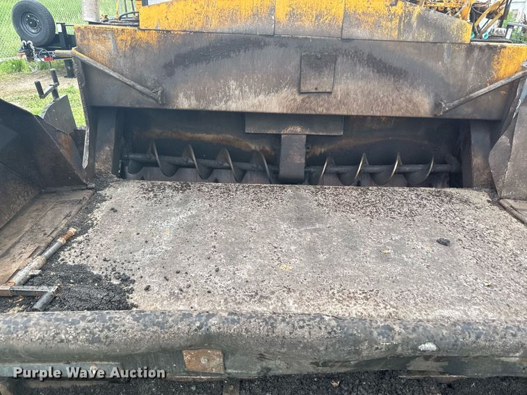 image for item DS4355 Leeboy LS1000T paver