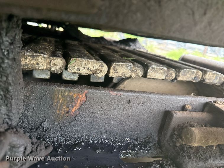 image for item DS4355 Leeboy LS1000T paver