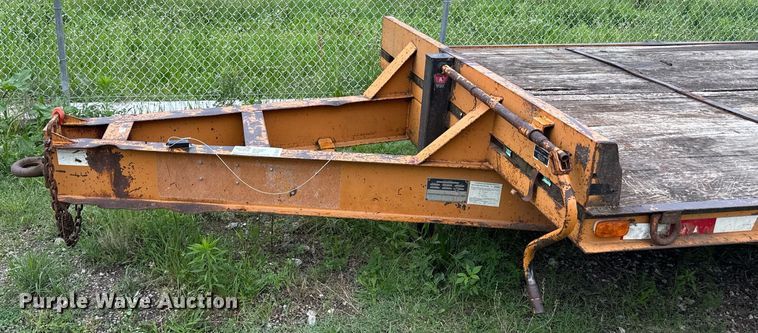 image for item DS4357 1994 Economy  MP423DE equipment trailer