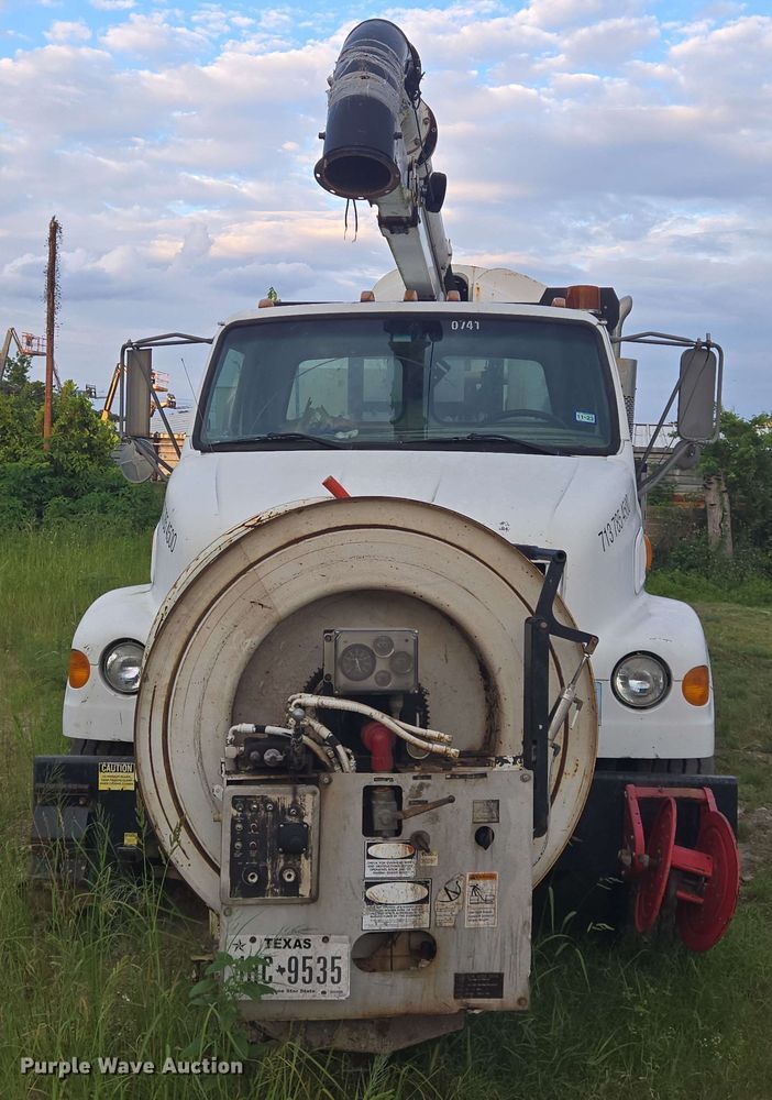 image for item DT4857 2002 Sterling L-Line sewer jetter truck