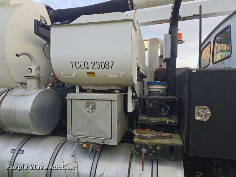 image for item DT4857 2002 Sterling L-Line sewer jetter truck