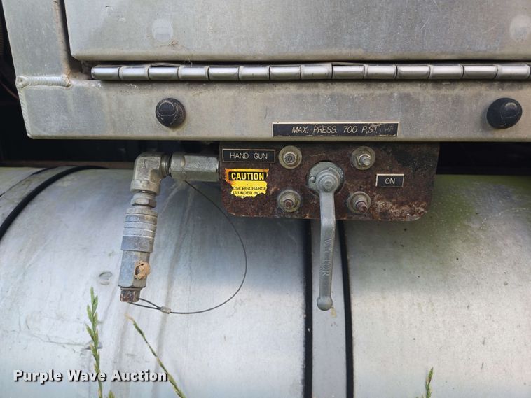 image for item DT4857 2002 Sterling L-Line sewer jetter truck