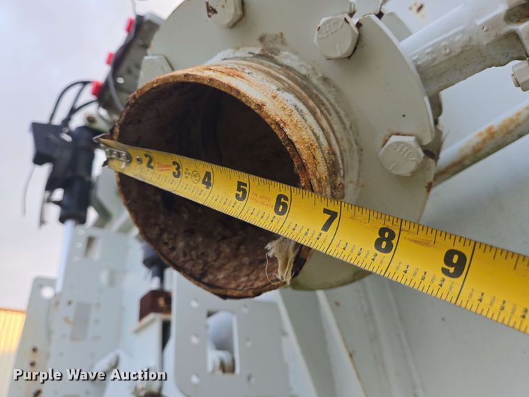 image for item DT4857 2002 Sterling L-Line sewer jetter truck