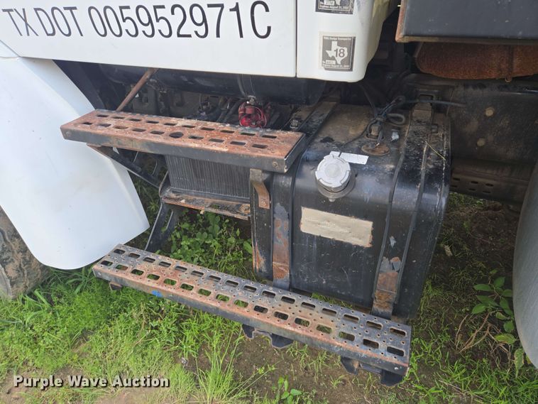 image for item DT4857 2002 Sterling L-Line sewer jetter truck