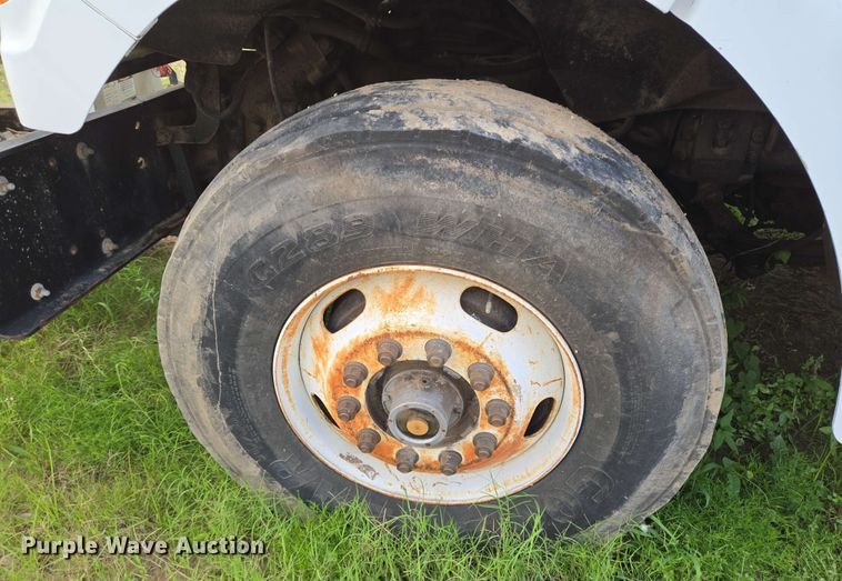 image for item DT4857 2002 Sterling L-Line sewer jetter truck