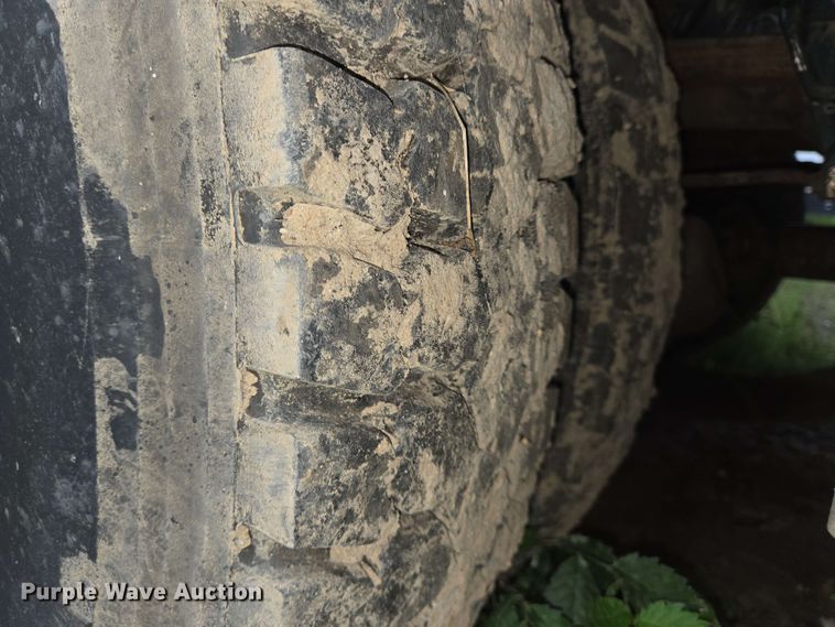 image for item DT4857 2002 Sterling L-Line sewer jetter truck