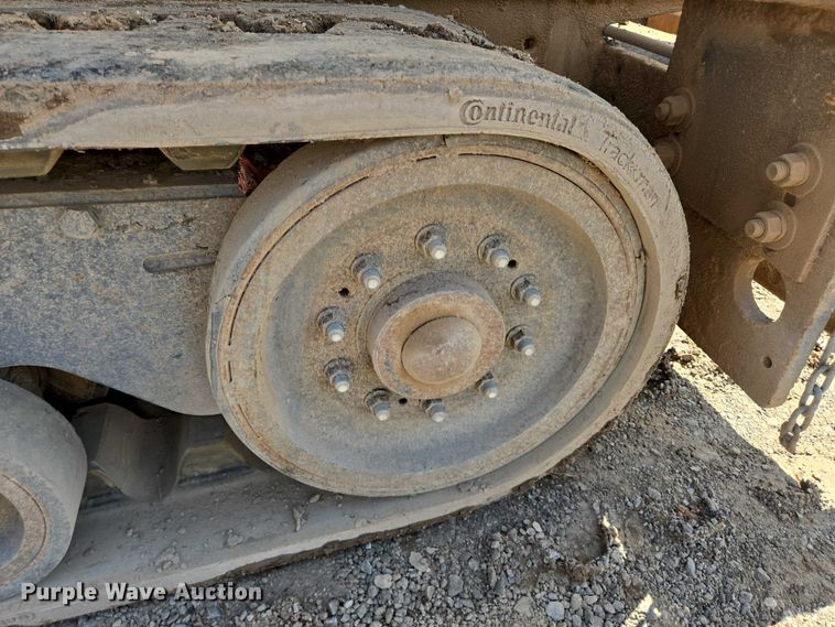 image for item DT4884 2005 Blaw Knox PF-4410 paver