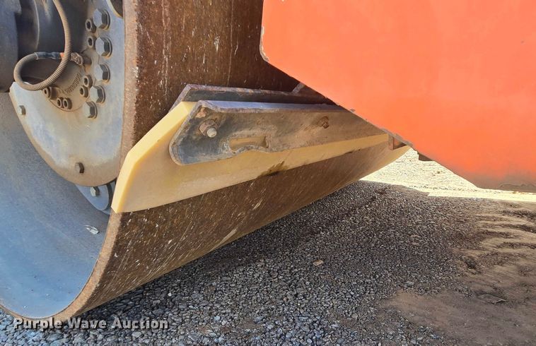 image for item DT4886 2009 Hamm HD 110 HV double drum vibratory roller
