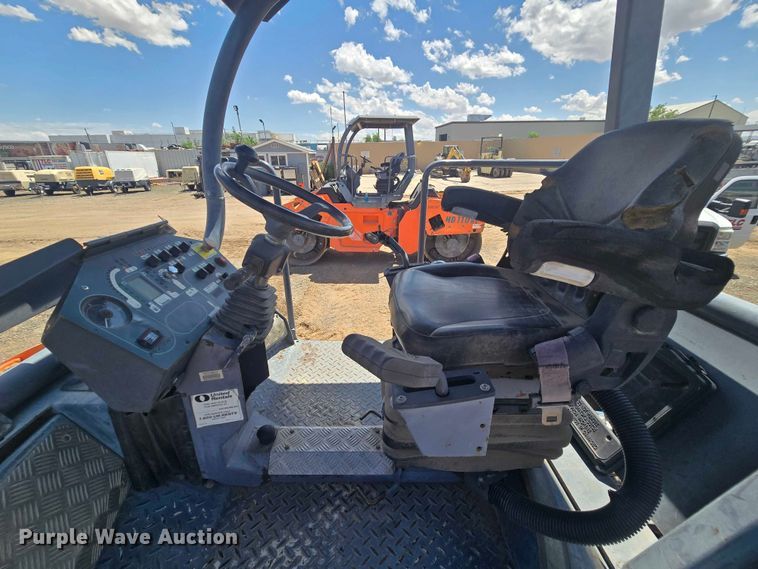 image for item DT4886 2009 Hamm HD 110 HV double drum vibratory roller