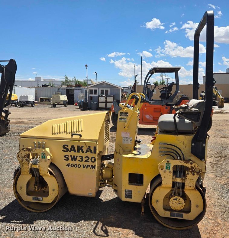 image for item DT4887 2006 Sakai SW320 double drum vibratory roller