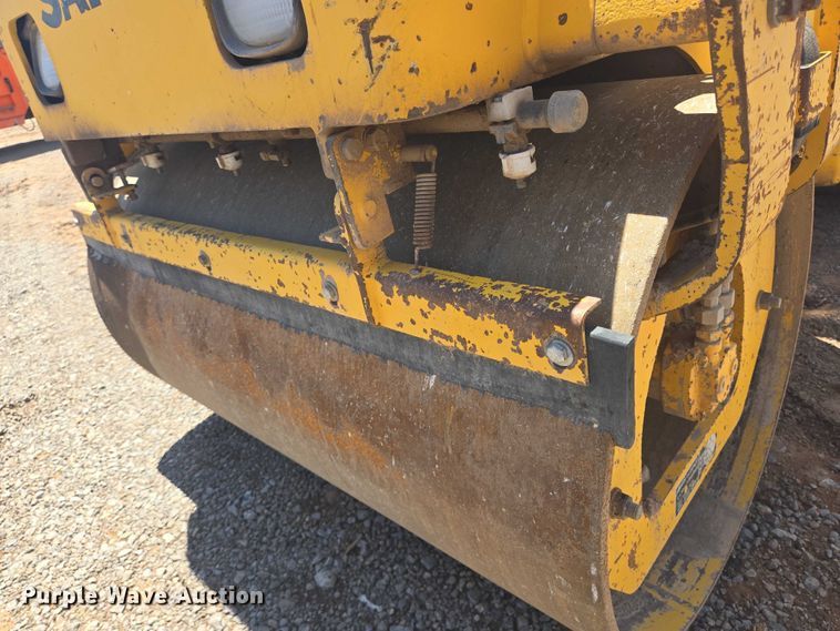 image for item DT4888 2007 Sakai SW320 double drum vibratory roller