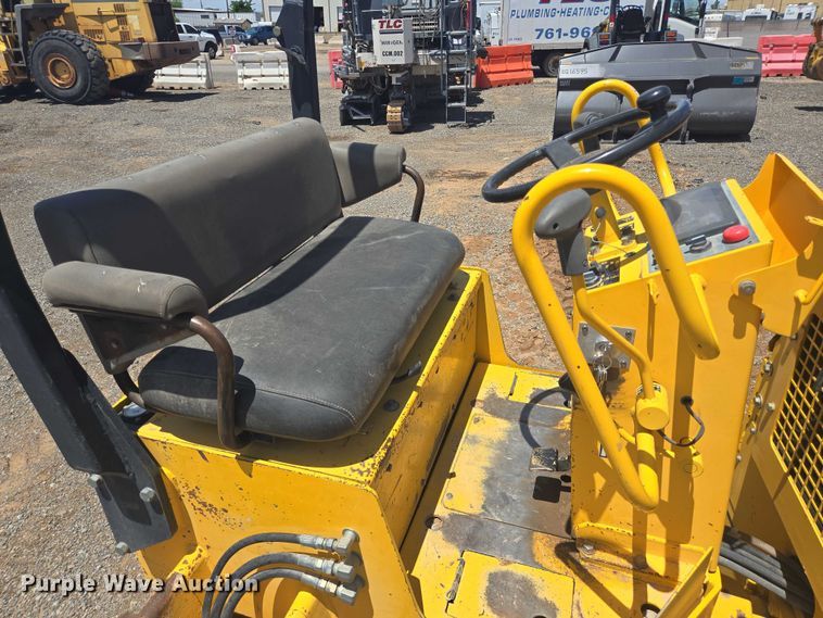 image for item DT4888 2007 Sakai SW320 double drum vibratory roller