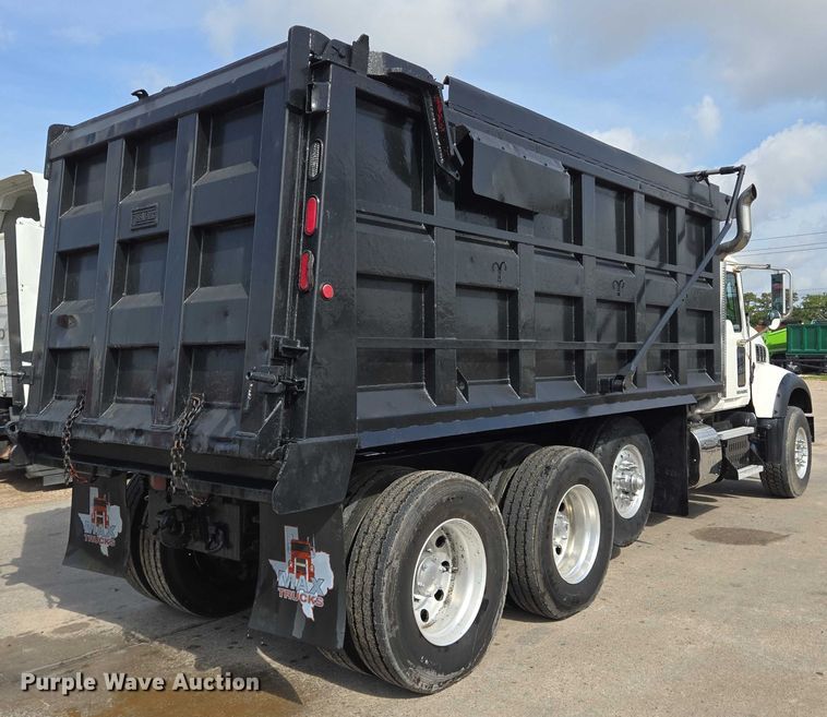image for item DT4893 2013 Mack Granite GU713 dump truck