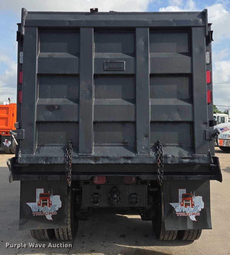 image for item DT4893 2013 Mack Granite GU713 dump truck