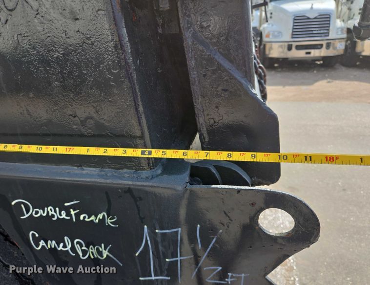 image for item DT4893 2013 Mack Granite GU713 dump truck