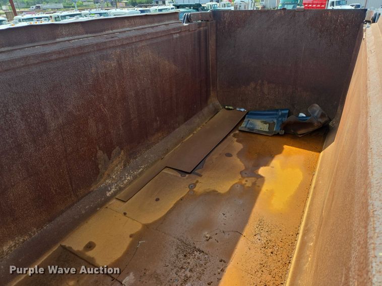 image for item DT4893 2013 Mack Granite GU713 dump truck