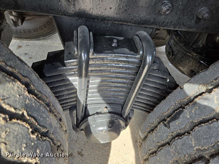 image for item DT4893 2013 Mack Granite GU713 dump truck