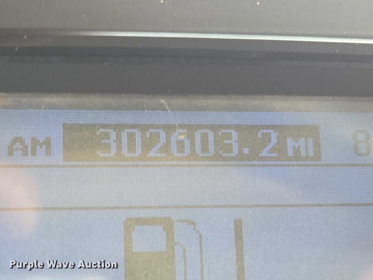 image for item DT4893 2013 Mack Granite GU713 dump truck