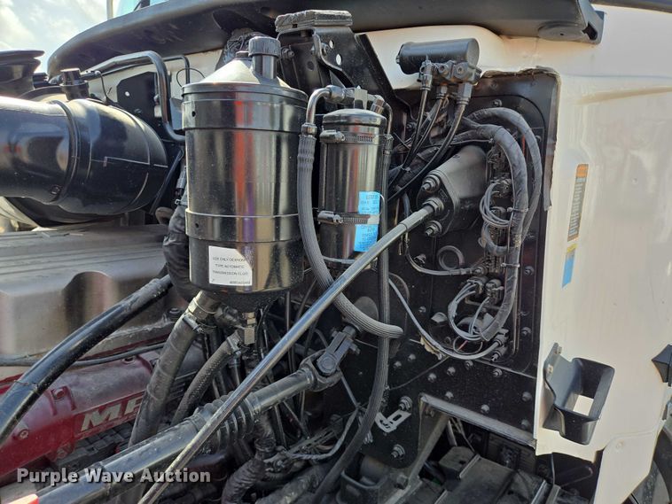 image for item DT4893 2013 Mack Granite GU713 dump truck